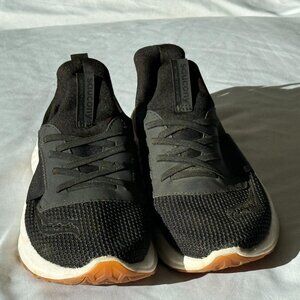 Saucony Womens 8.5 Running Shoe  Athletic Stretch & Go Breeze Slip On Sneaker